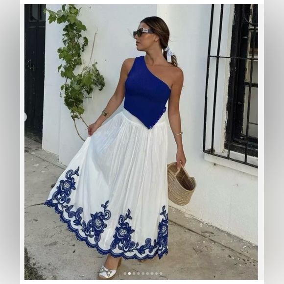 ZARA…contrast embroidered skirt ZW COLLECTION - Picture 6 of 13